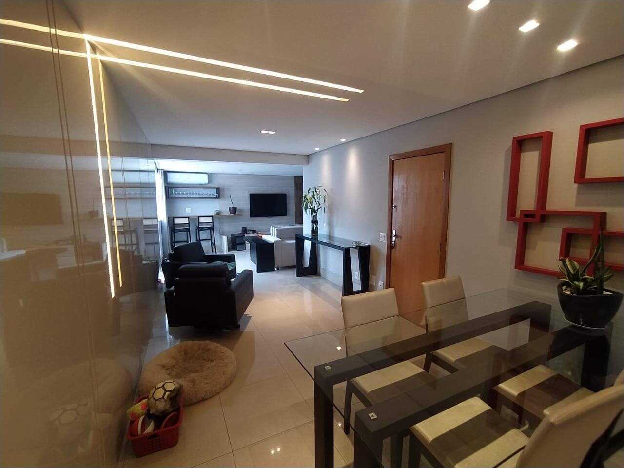 Apartamento com área privativa à venda no Calafate: 