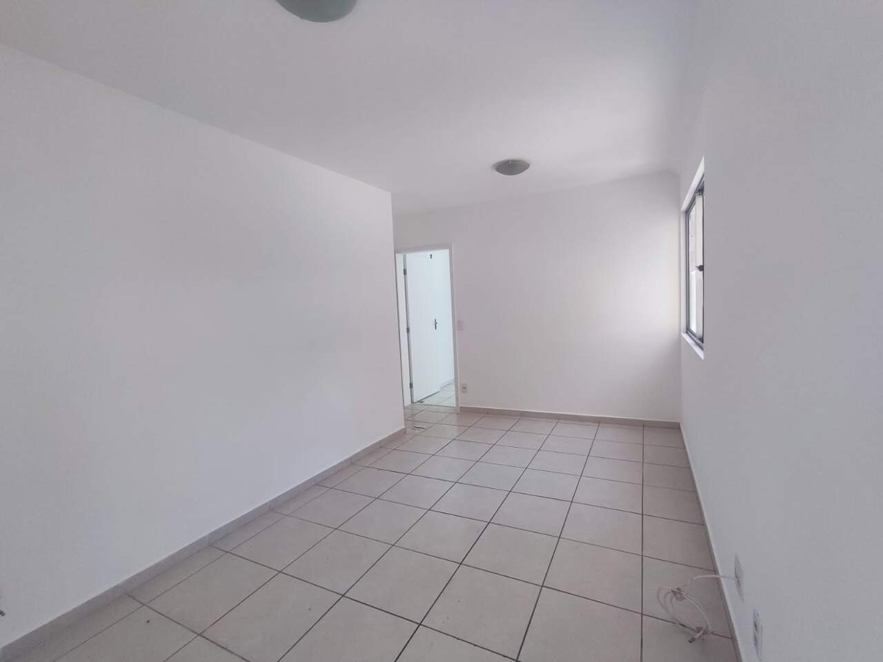Apartamento à venda no Cinquentenário: 