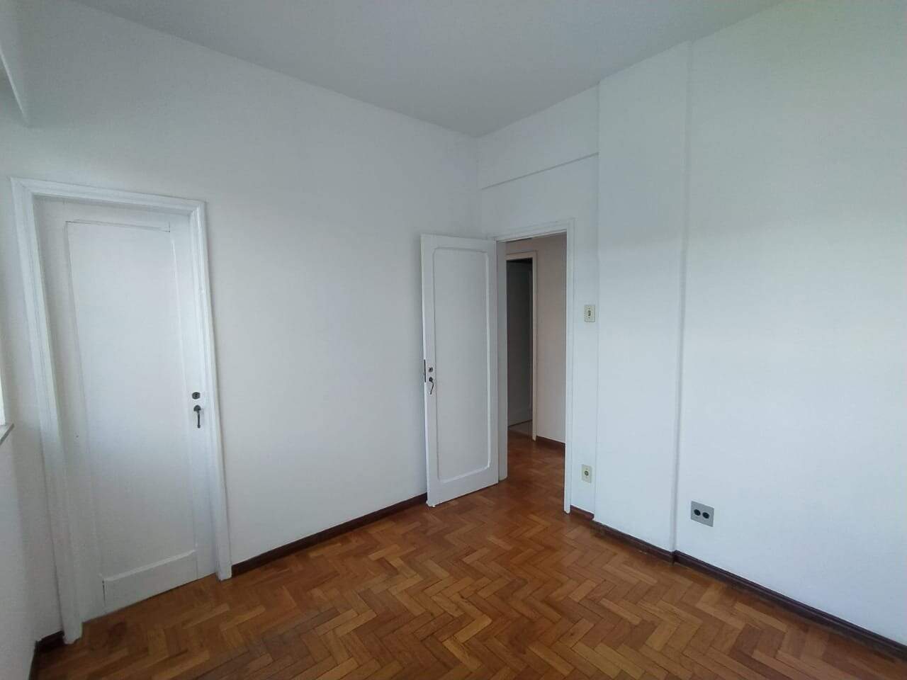 Apartamento à venda no Prado: 