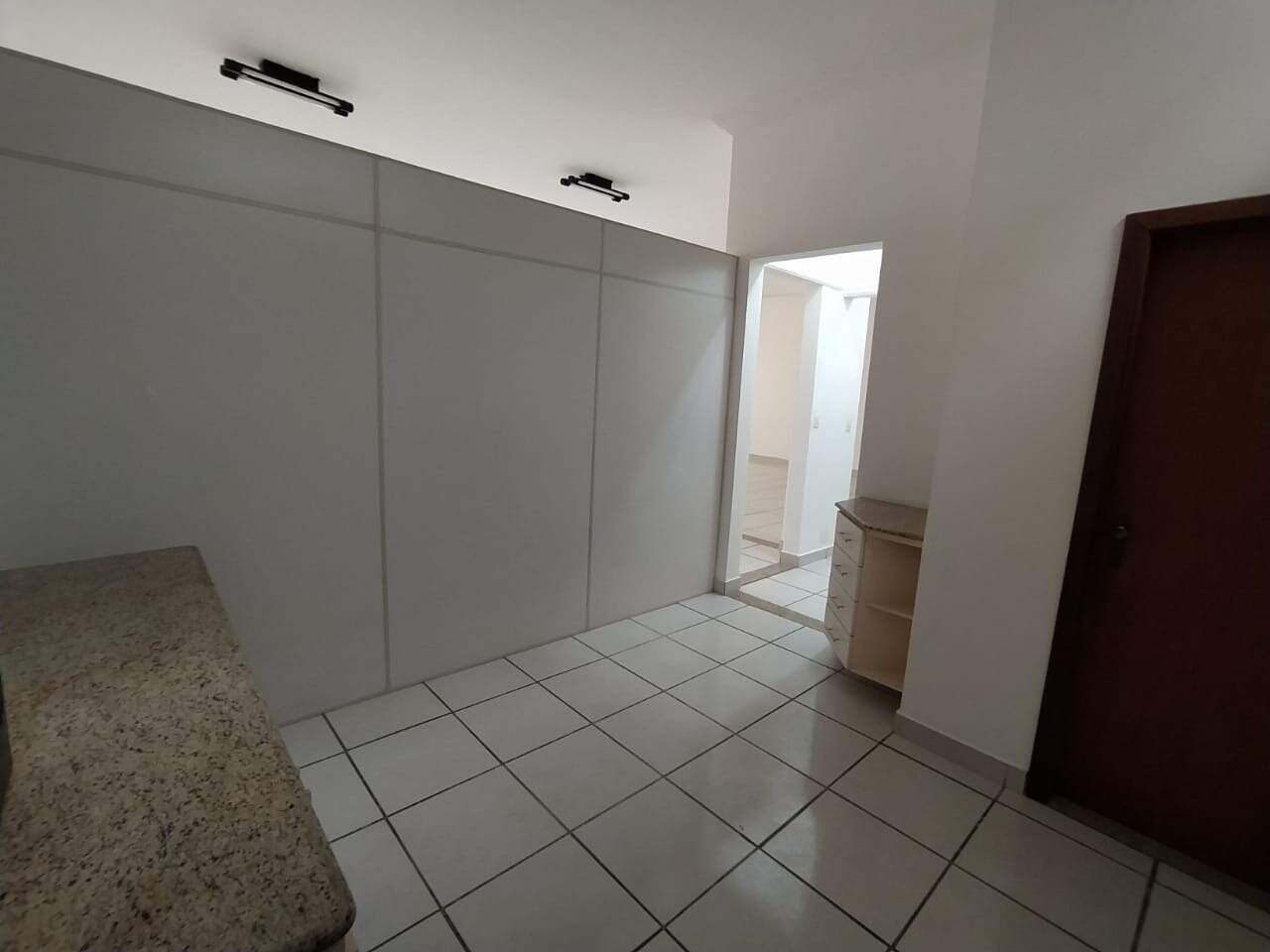 Conjunto de Salas à venda no Prado: 