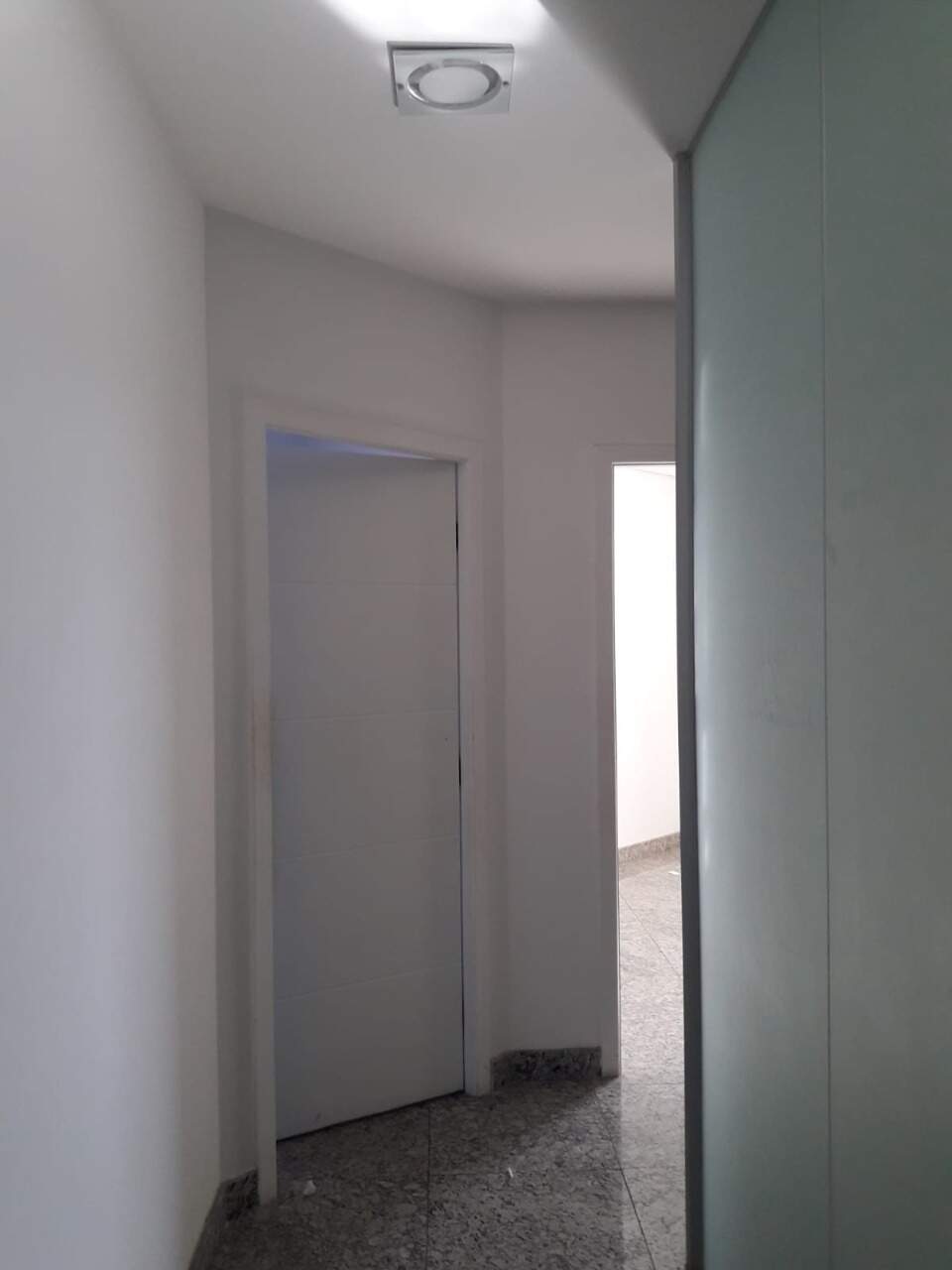 Sala à venda no Santa Tereza: 