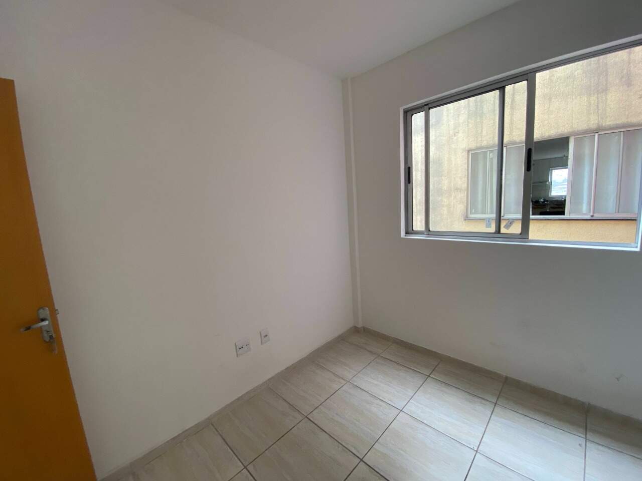 Apartamento à venda no Distrito Industrial de Ibirité: 
