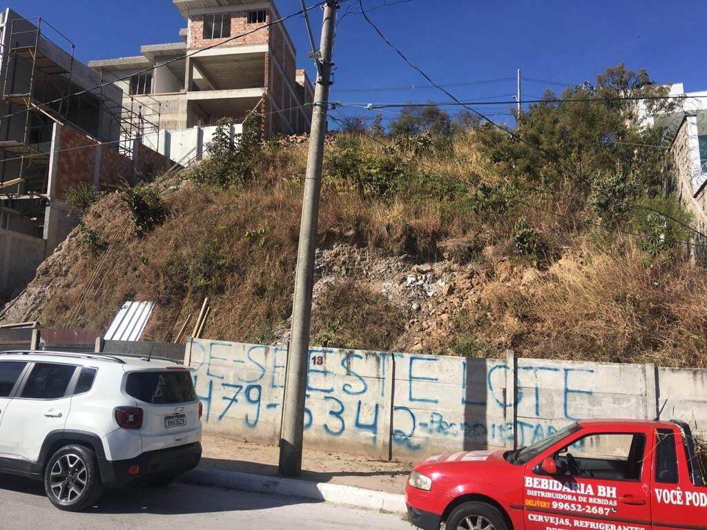 Lote à venda no Buritis: 