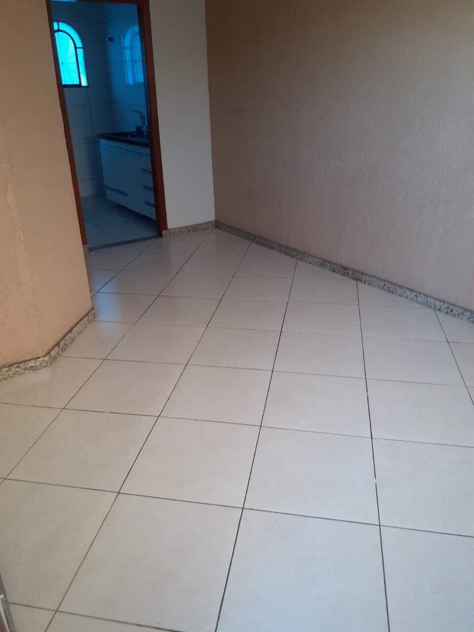 Casa geminada à venda no Novo Glória: 
