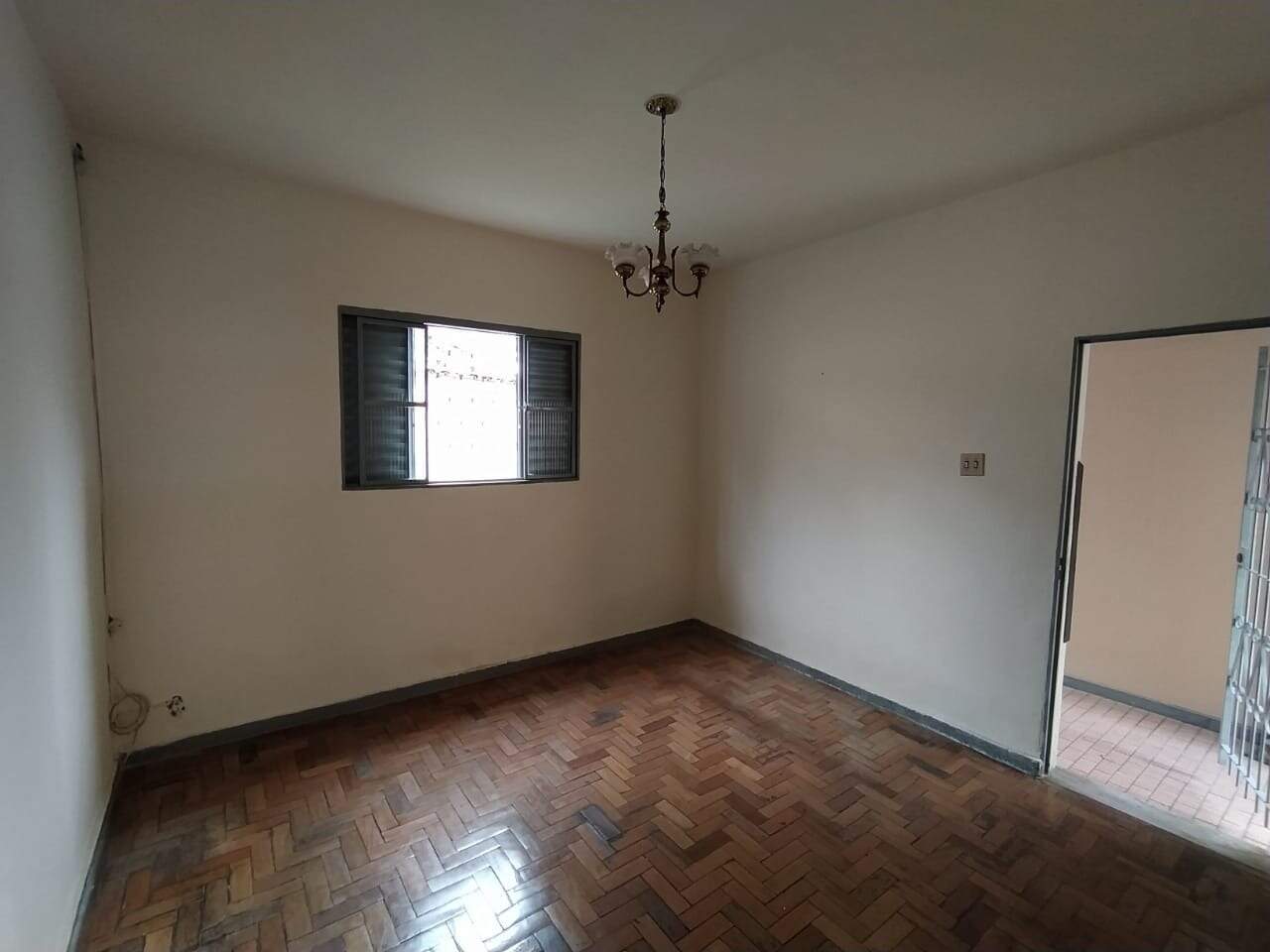 Casa à venda no João Pinheiro: 