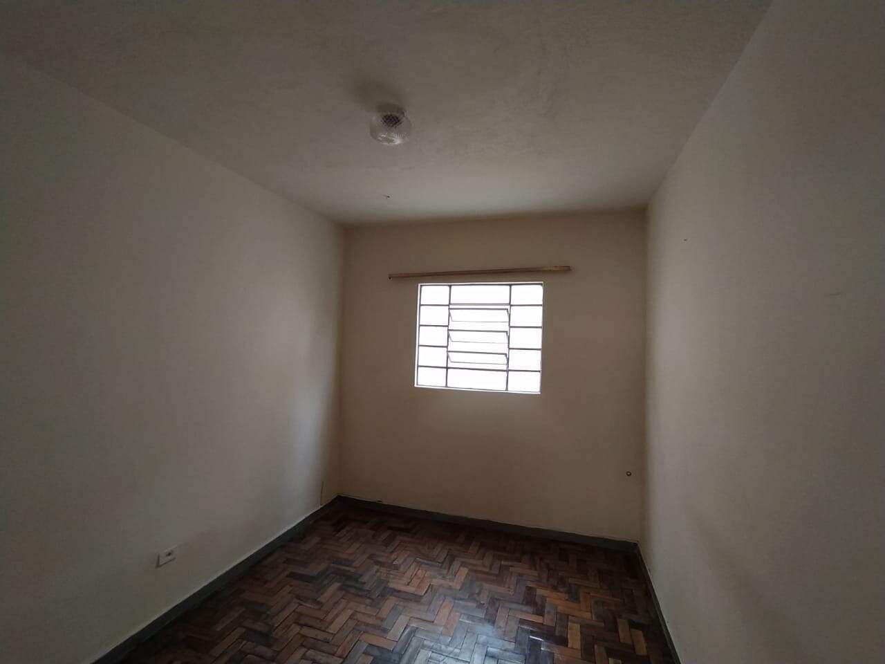 Casa à venda no João Pinheiro: 