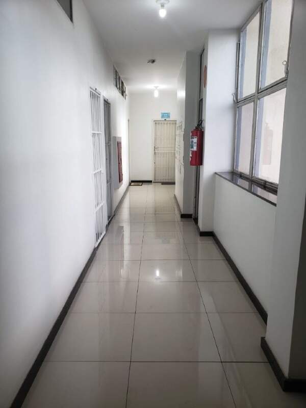 Sala para aluguel no Nova Suíssa: 