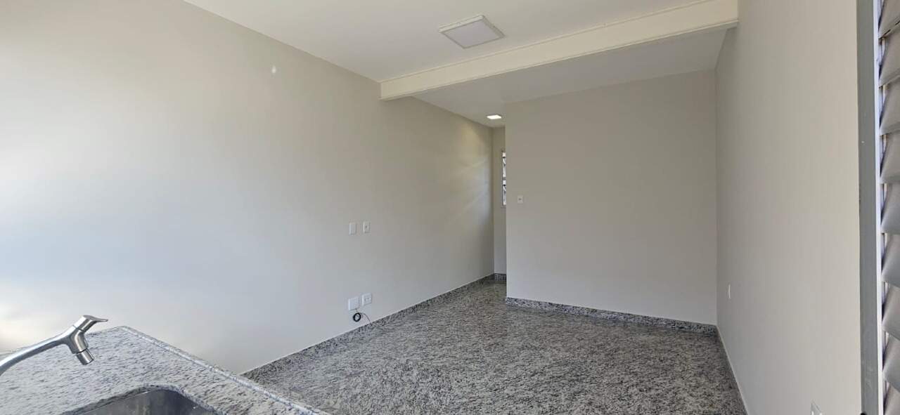 Kitnet para aluguel no Prado: 
