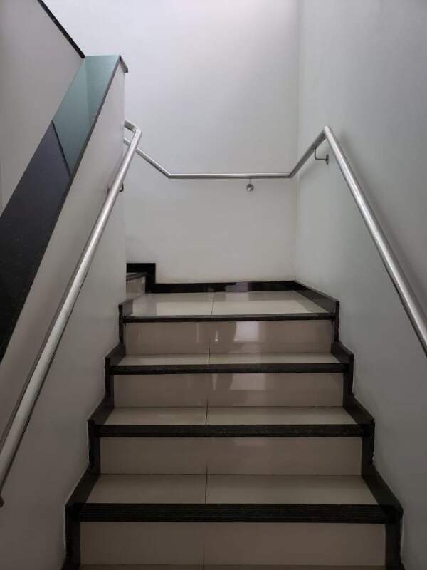 Sala para aluguel no Nova Suíça: 