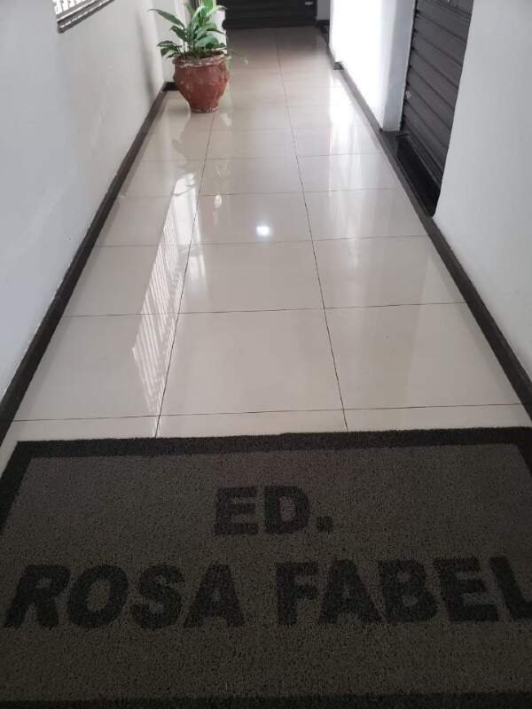 Sala para aluguel no Nova Suíça: 
