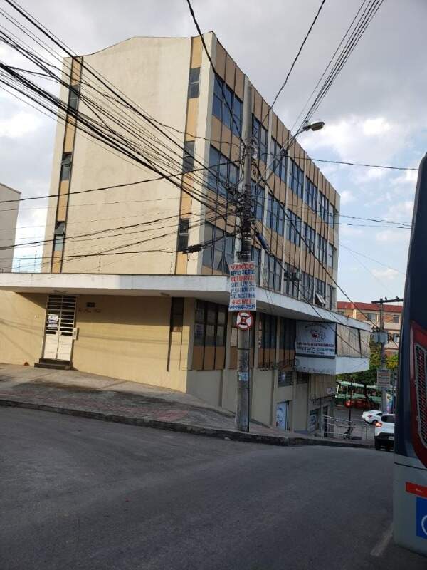 Sala para aluguel no Nova Suíça: 