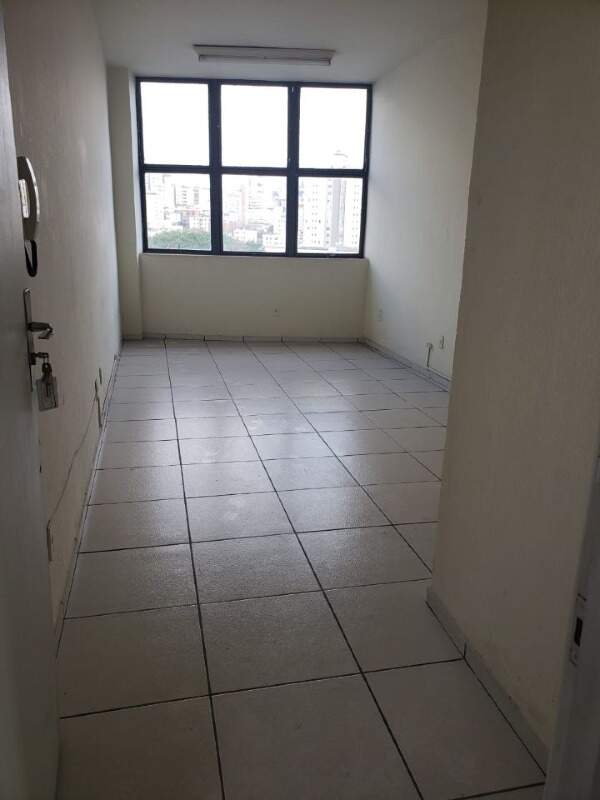 Sala para aluguel no Nova Suíça: 