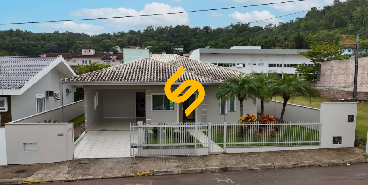 Casa para aluguel no Centro: 