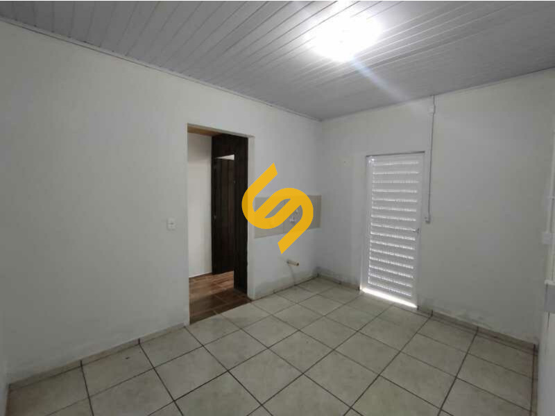 Casa para aluguel no Pinheiro: 