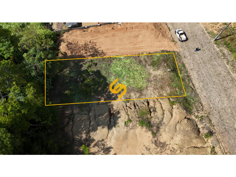 Terreno Urbano à venda no Pinheiro: 