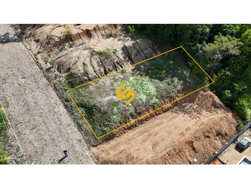 Terreno Urbano à venda no Pinheiro: 