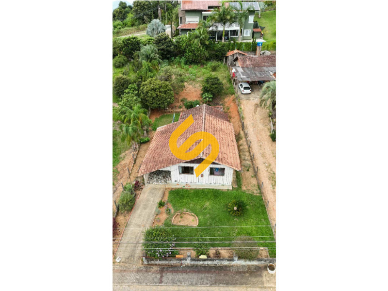 Casa à venda no Centro: 