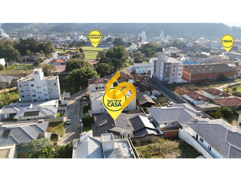 Casa à venda no Centro: 