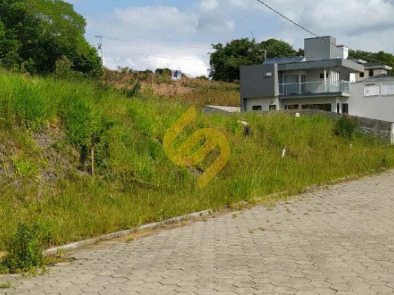 Terreno Urbano à venda no Centro: 