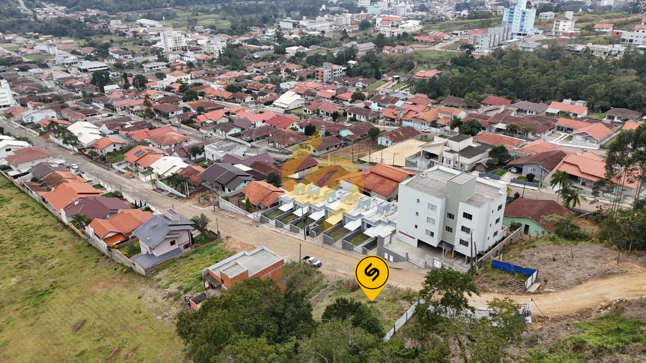Terreno Urbano à venda no Centro: 
