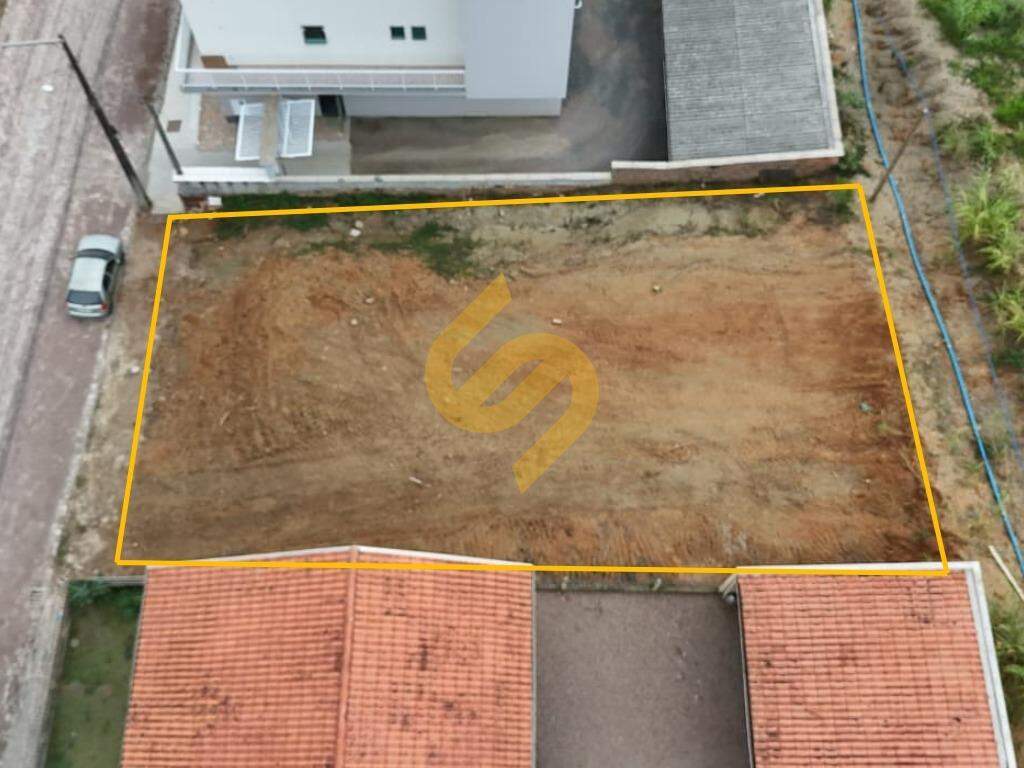 Terreno Urbano à venda no Centro: 