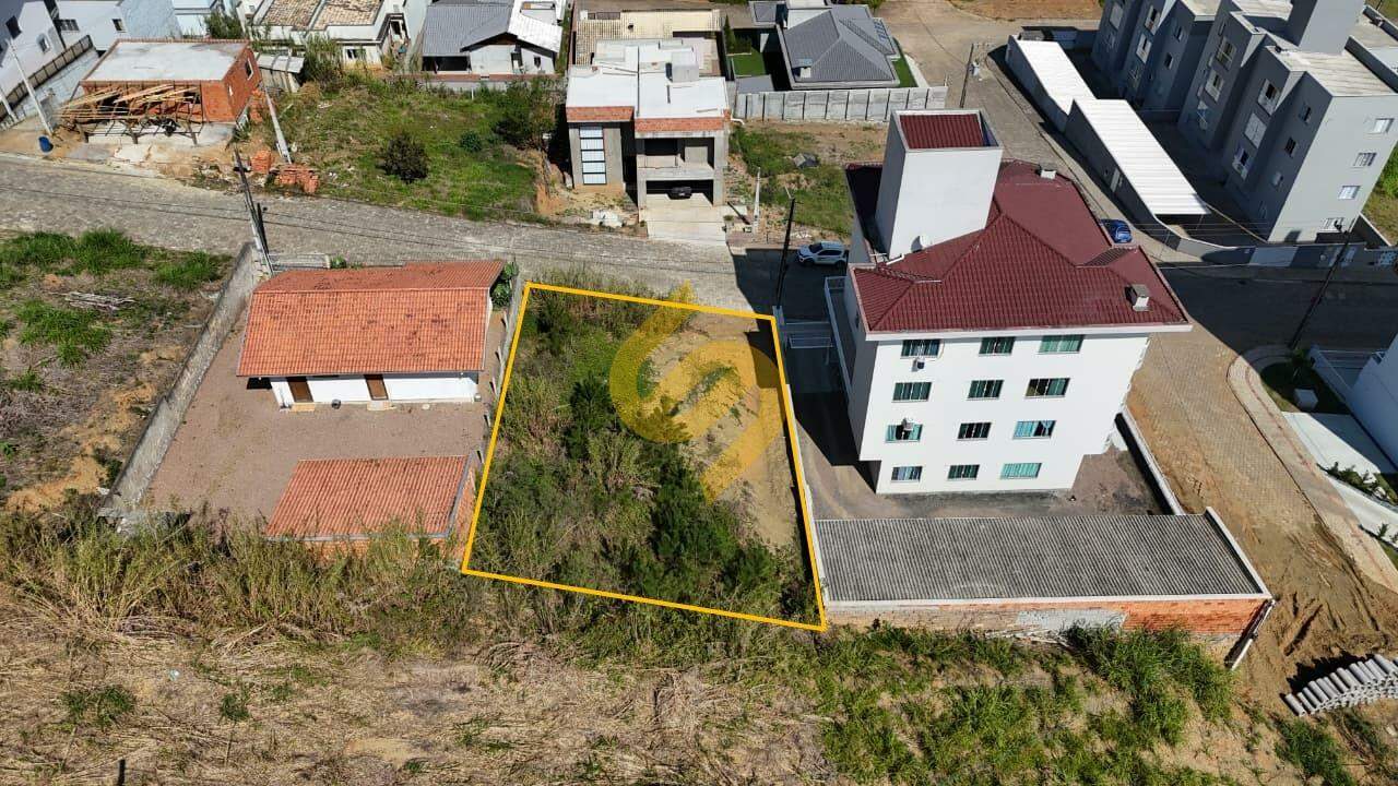 Terreno Urbano à venda no Centro: 