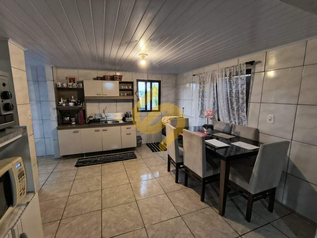 Casa à venda no Ponto Chic: 