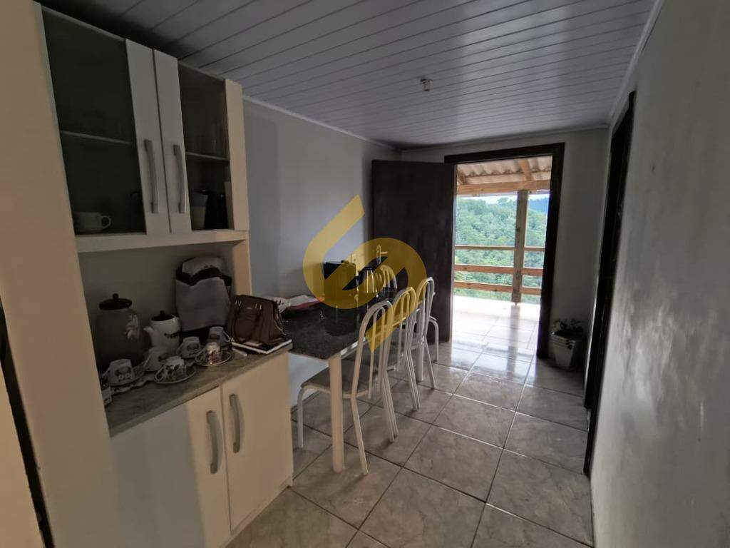 Casa à venda no Ponto Chic: 