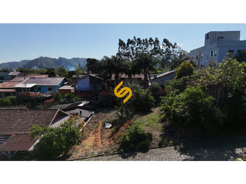 Terreno Urbano à venda no Pinheiro: 