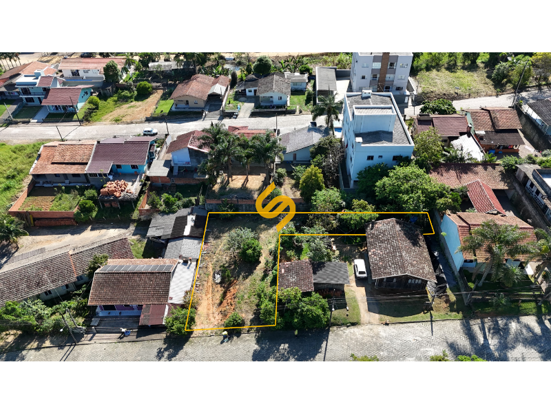 Terreno Urbano à venda no Pinheiro: 