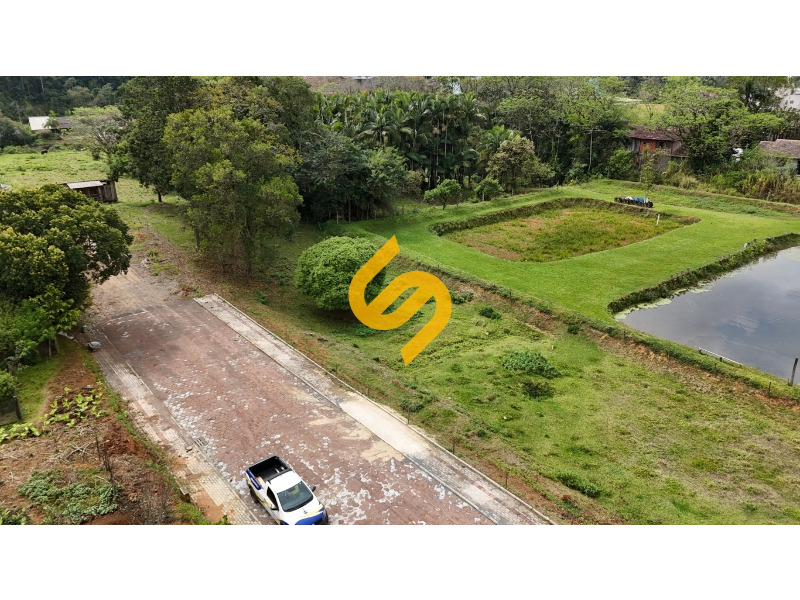 Terreno Urbano à venda no Niterói: 