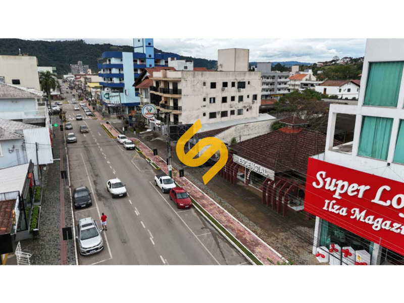 Comercial à venda no Centro: 