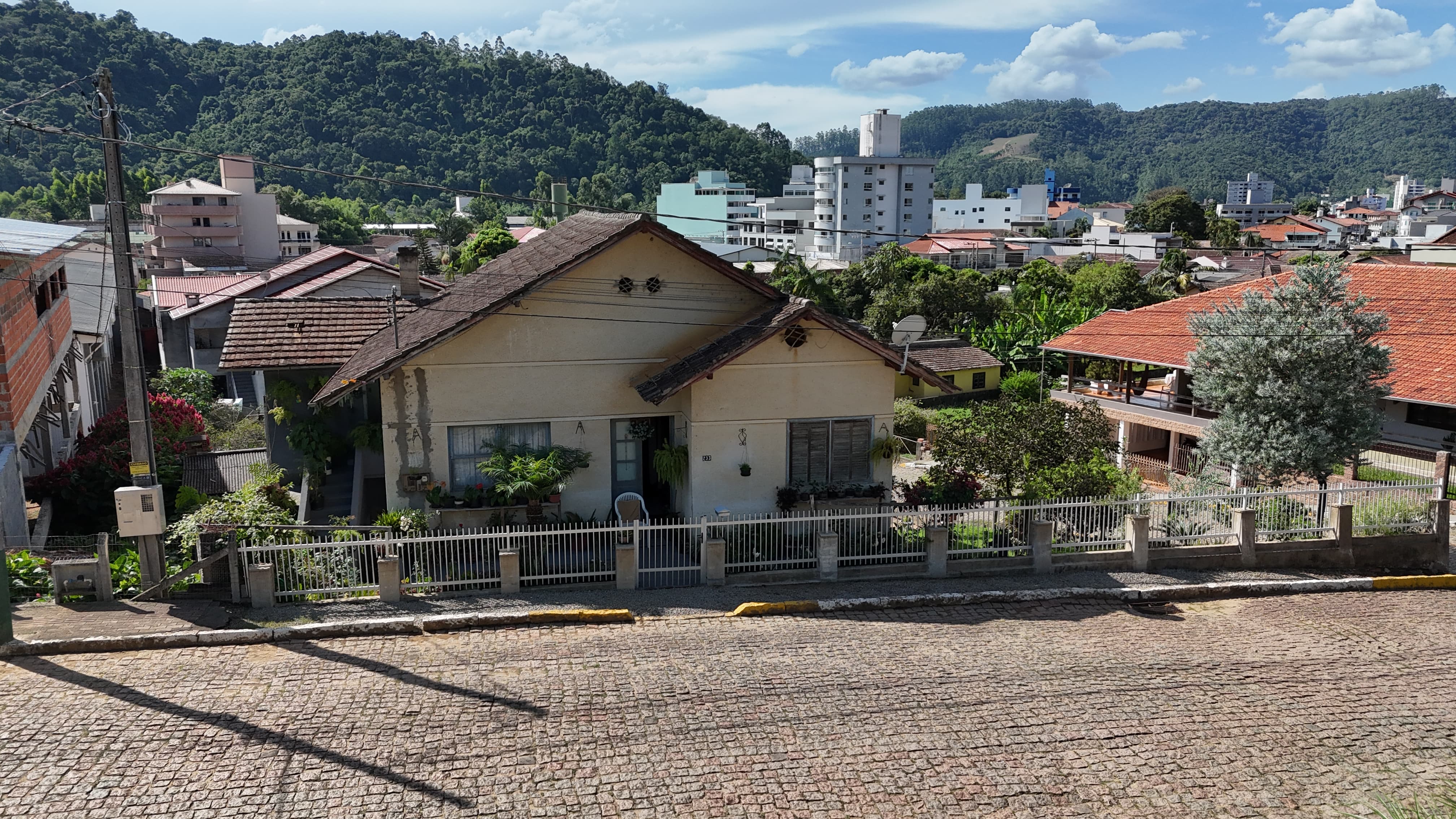 Casa à venda no Centro: 
