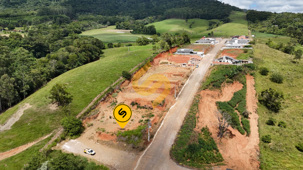 Terreno Urbano à venda no Revólver: 