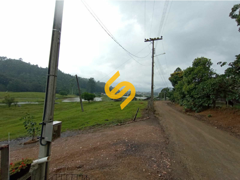 Casa à venda no Centro: 