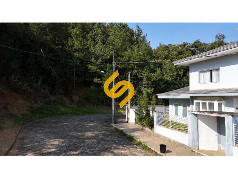 Casa à venda no Centro: 