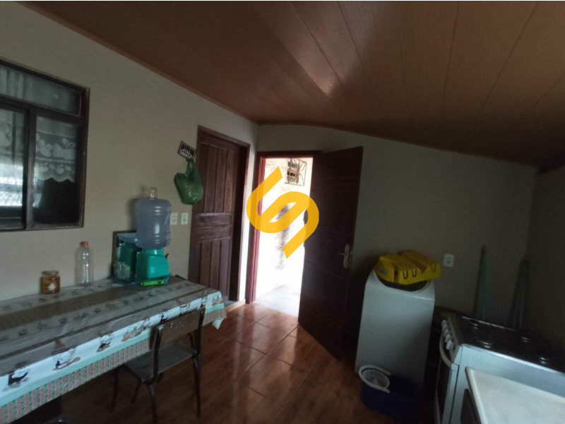 Casa à venda no Armação: 