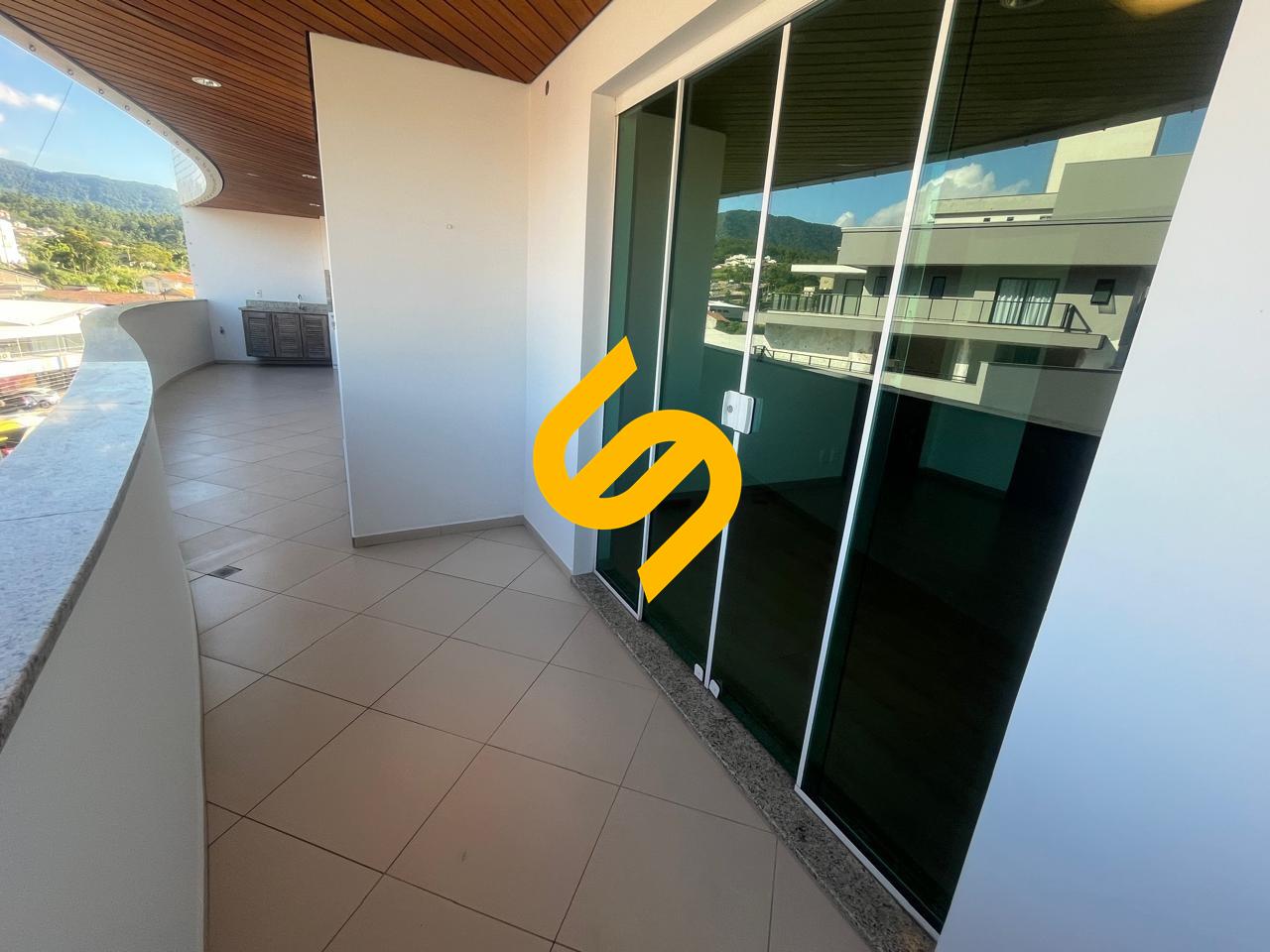 Apartamento para aluguel no Centro: 