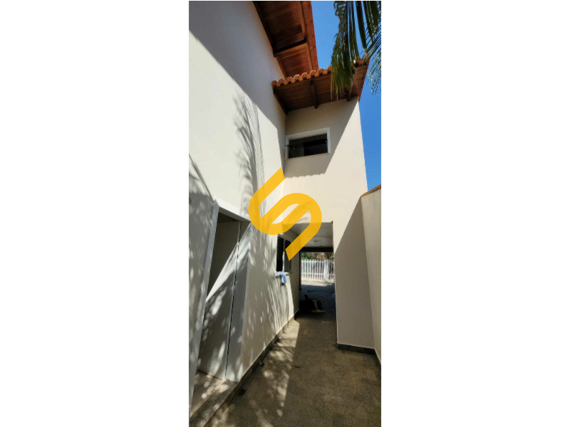 Casa à venda no Centro: 