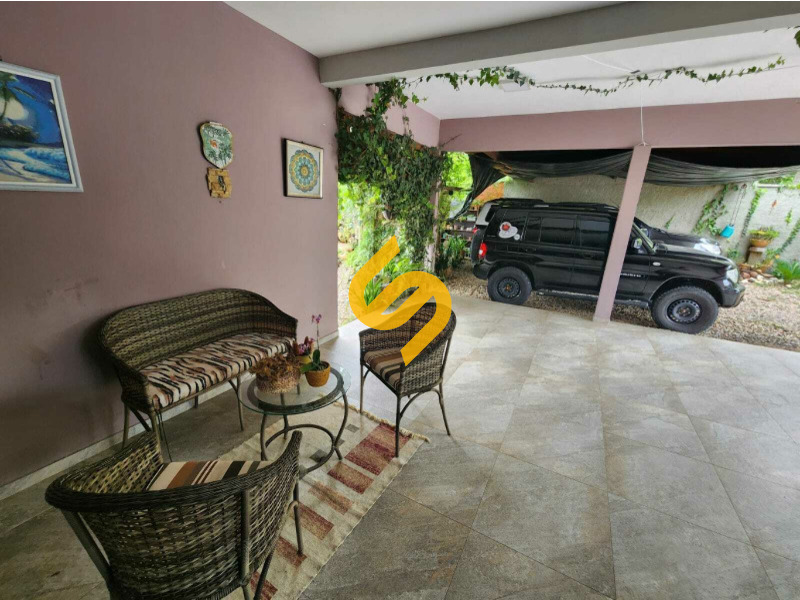 Casa à venda no Centro: 