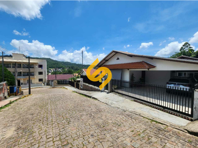 Casa à venda no Primavera: 