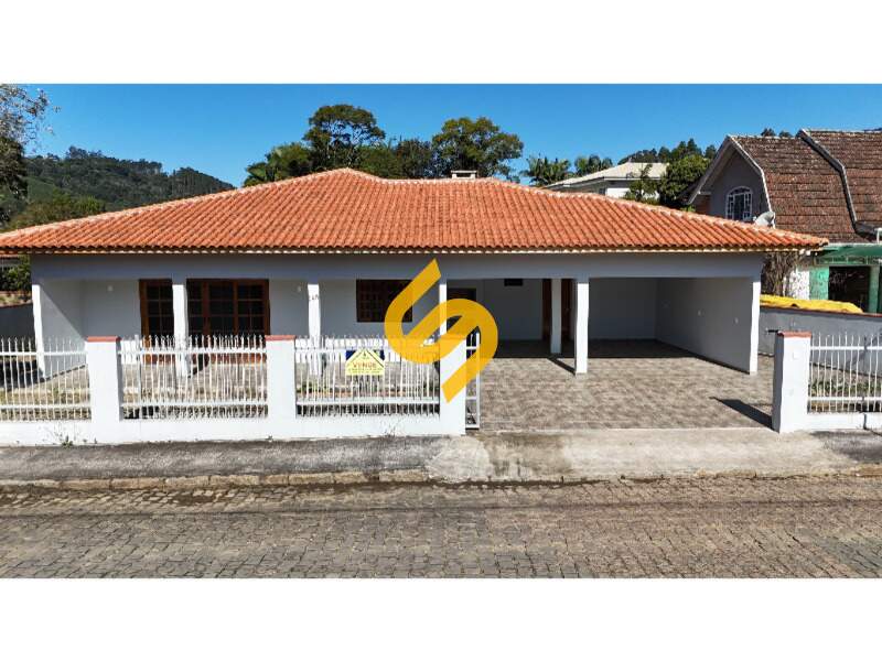 Casa à venda no Centro: 