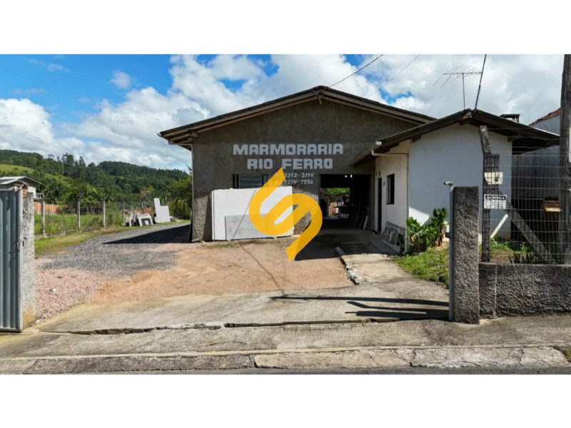 Comercial à venda no Rio Ferro: 