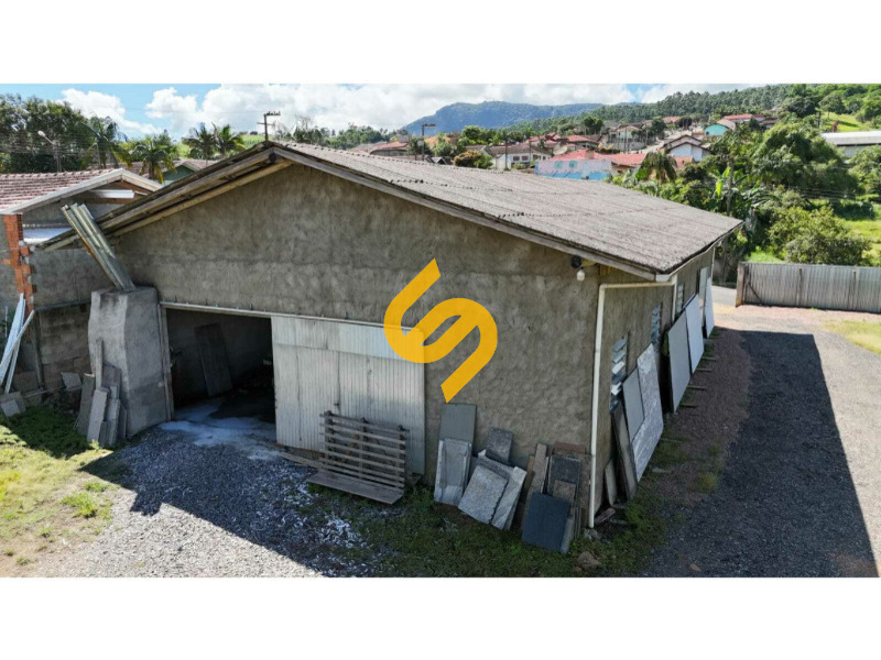 Comercial à venda no Rio Ferro: 