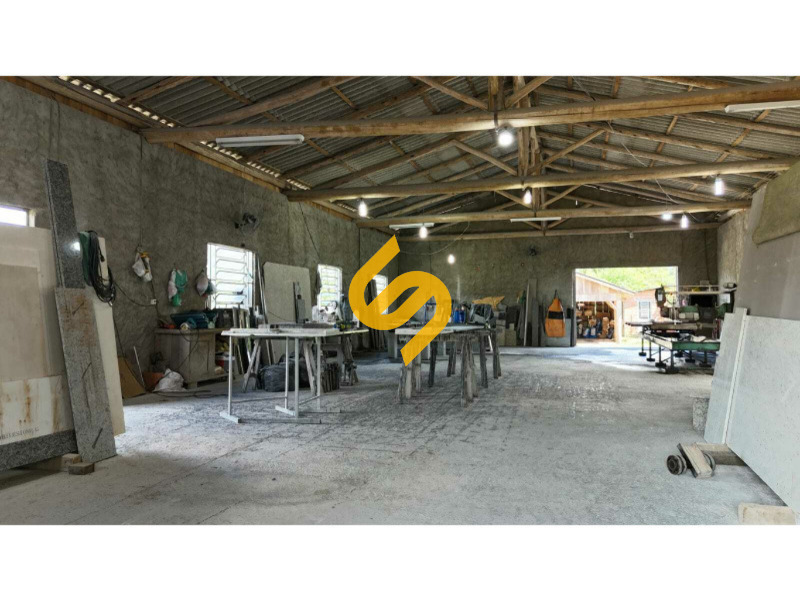 Comercial à venda no Rio Ferro: 