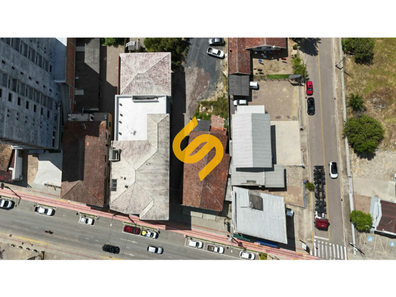 Comercial à venda no Centro: 