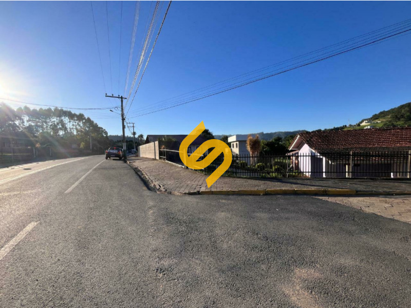 Casa à venda no Revólver: 