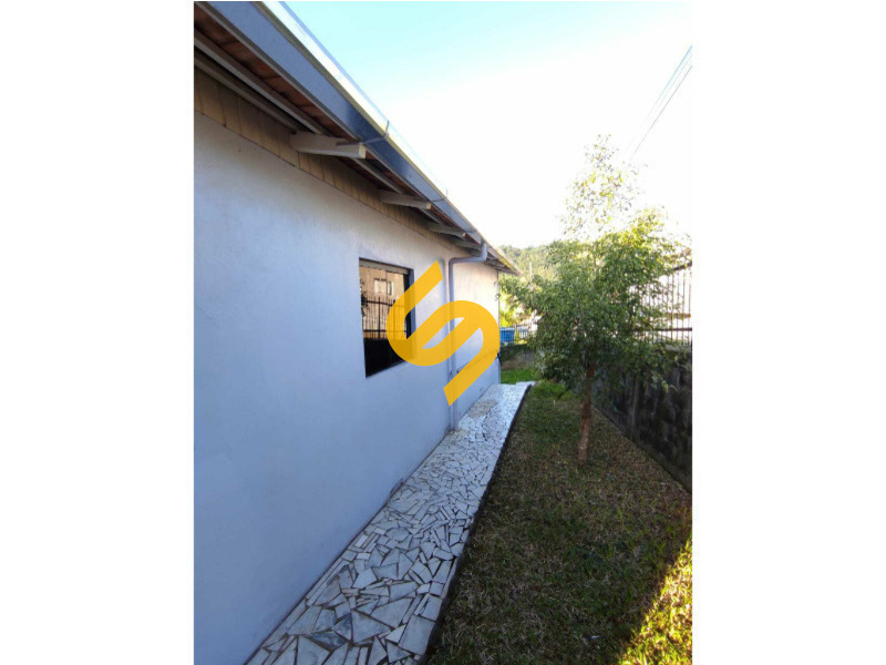 Casa à venda no Revólver: 