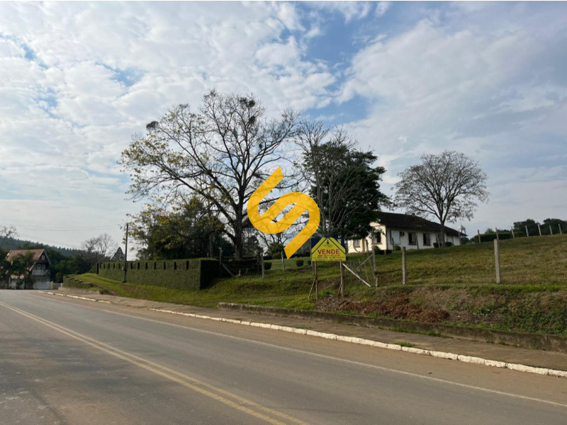 Terreno Urbano à venda no Centro: 