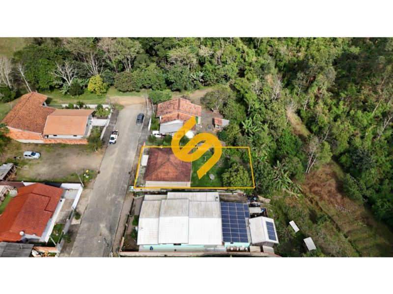 Casa à venda no Revólver: 